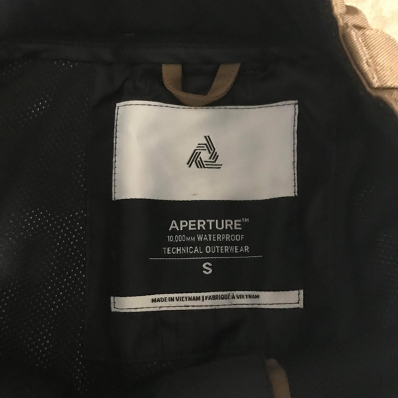 Aperture pants - Picture 5 of 6